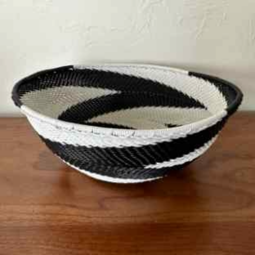 
                  
                    Medium Wire Bowls by Handicraft Soul
                  
                