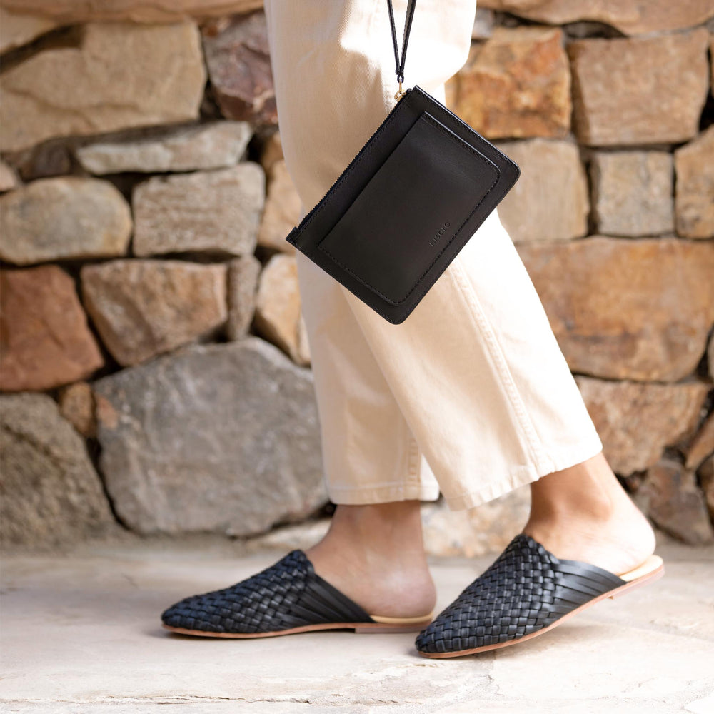 
                  
                    Go-To Woven Slip On Woven Black
                  
                